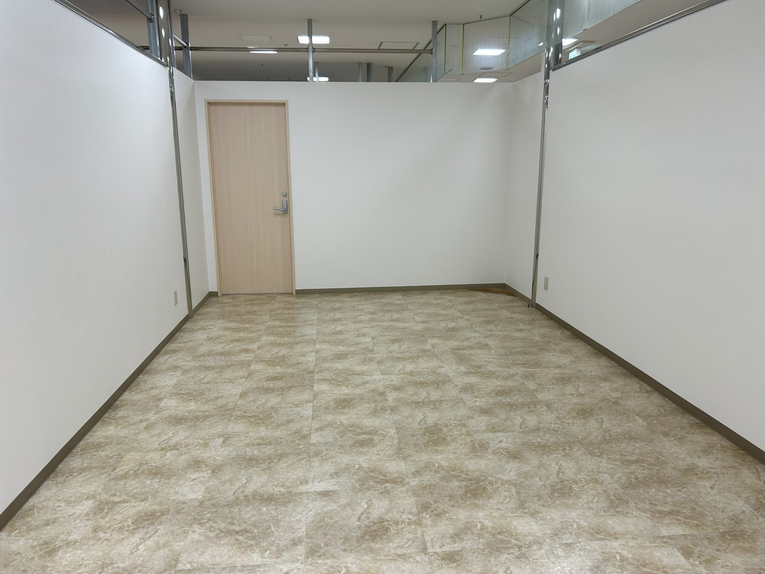 ITM J-4-2 Compact Suite Office